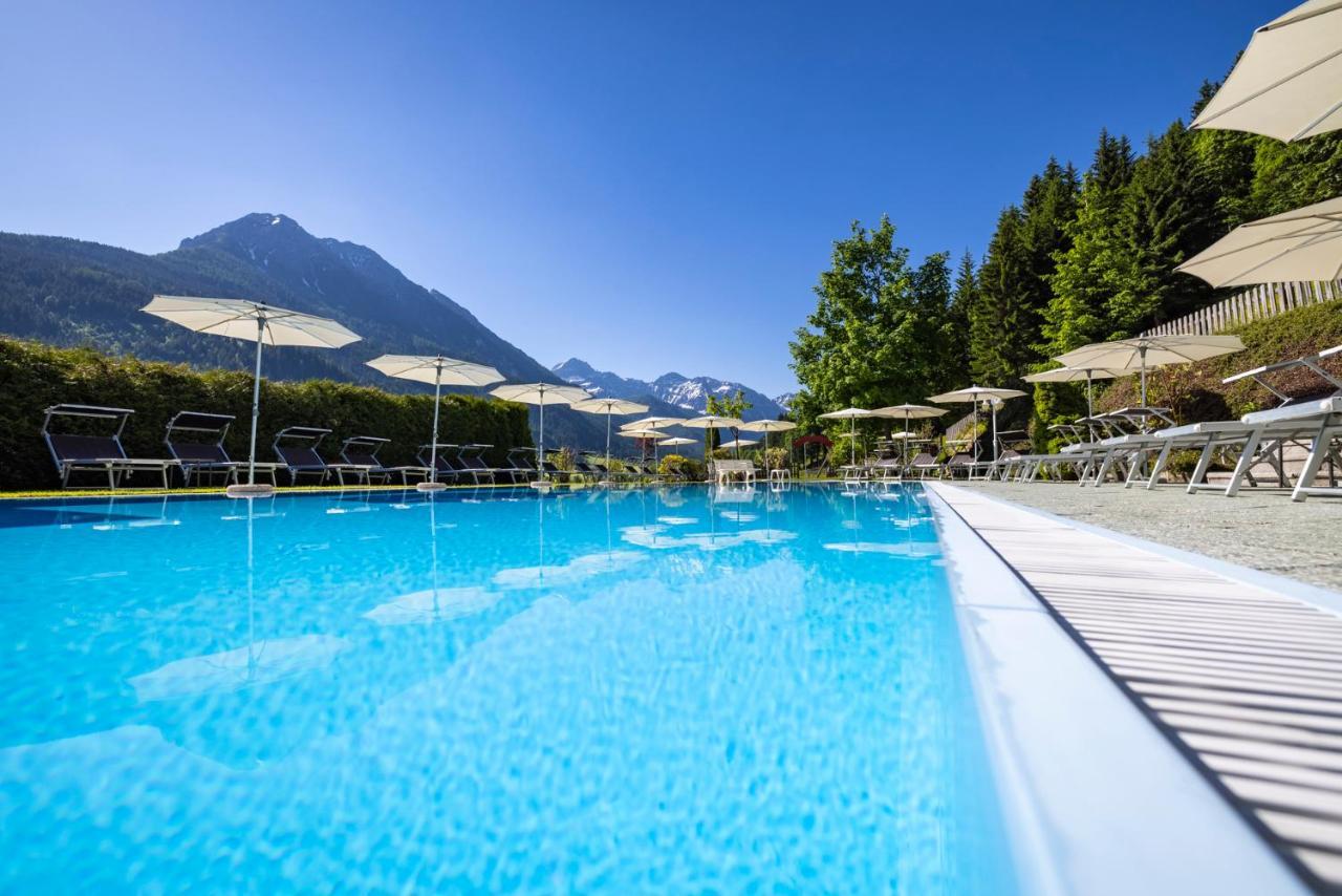 Wellness-Aparthotel Montana ไคลนาร์ล ภายนอก รูปภาพ